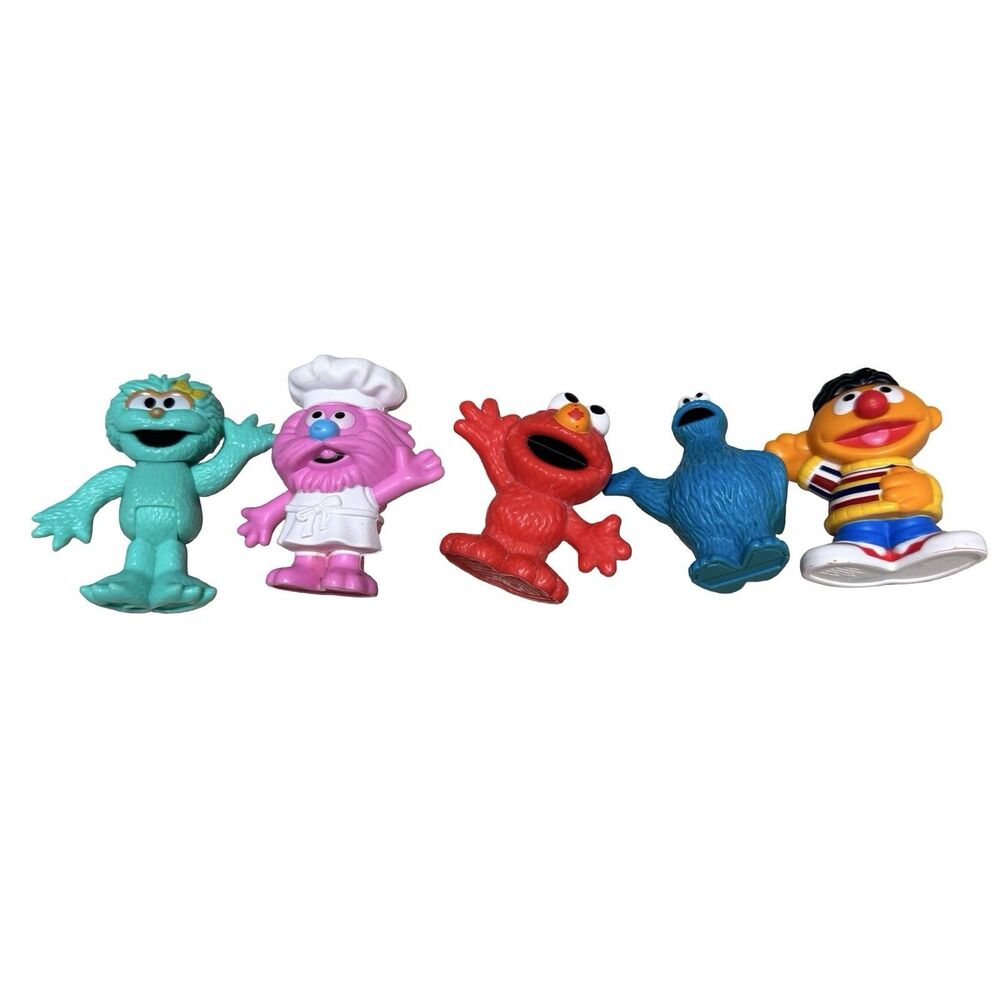 Hasbro Sesame Street  Lot of 5 Figures - Pre-owned - 3"
